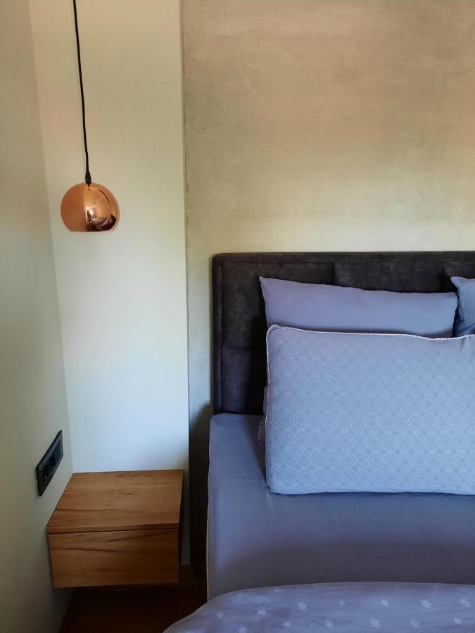 Apartment Pleasure Lux Novi Sad Ngoại thất bức ảnh